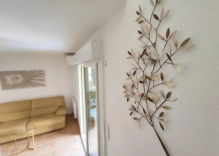 8, La Palmeraie, Village Naturiste, Cap D'agde Tatil Evi