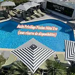 Feriehus 8, La Palmeraie, Village Naturiste, Cap D'agde *