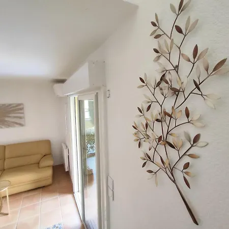 8, La Palmeraie, Village Naturiste, Cap D'agde Casa de Férias